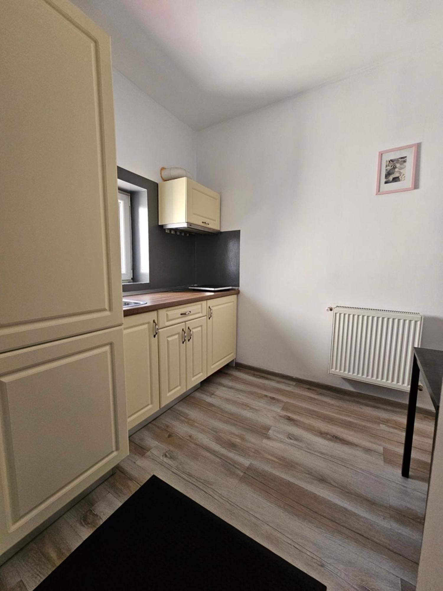 Color Apartments Old Town Center Bukareszt Zewnętrze zdjęcie