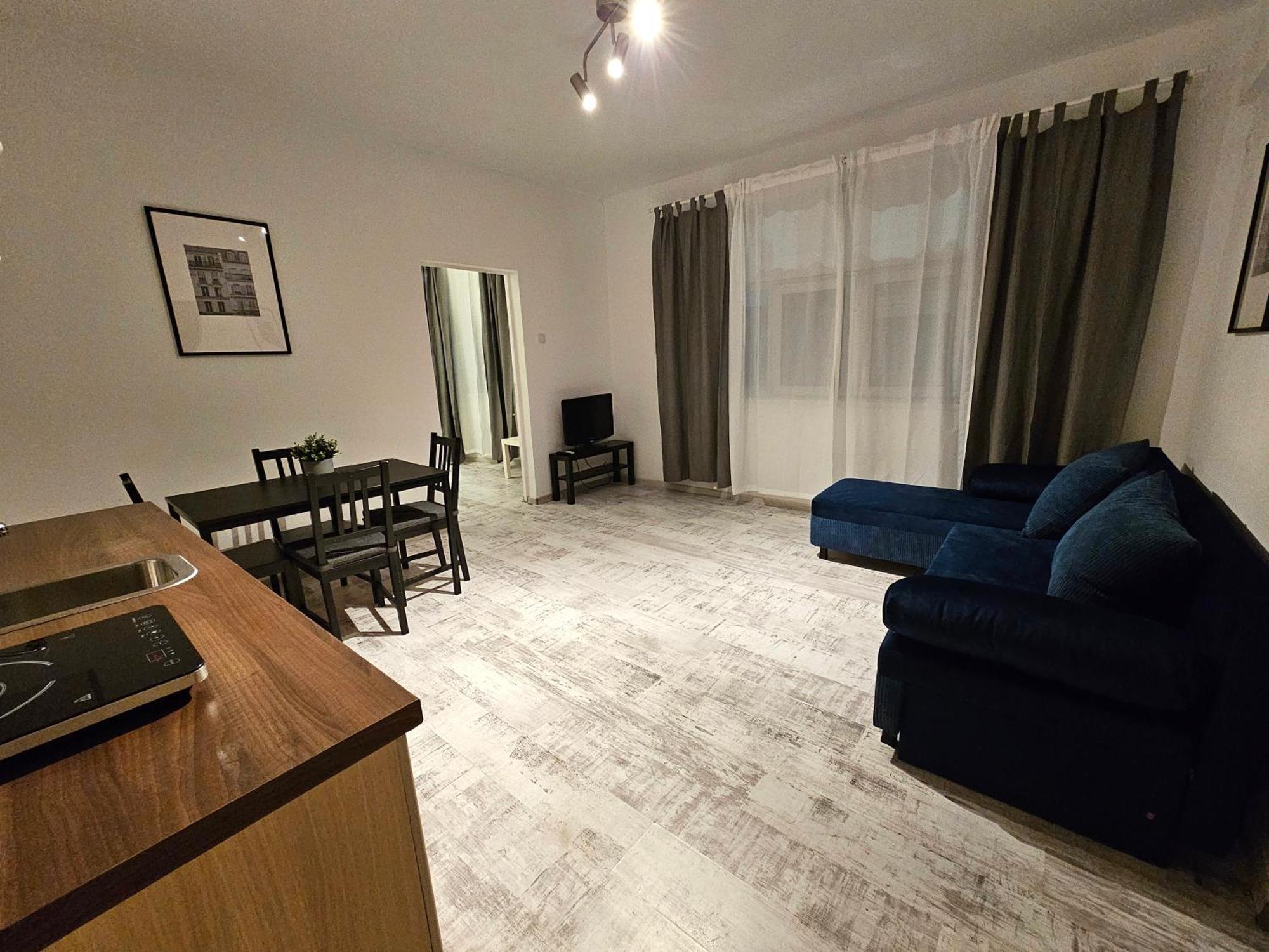 Color Apartments Old Town Center Bukareszt Zewnętrze zdjęcie