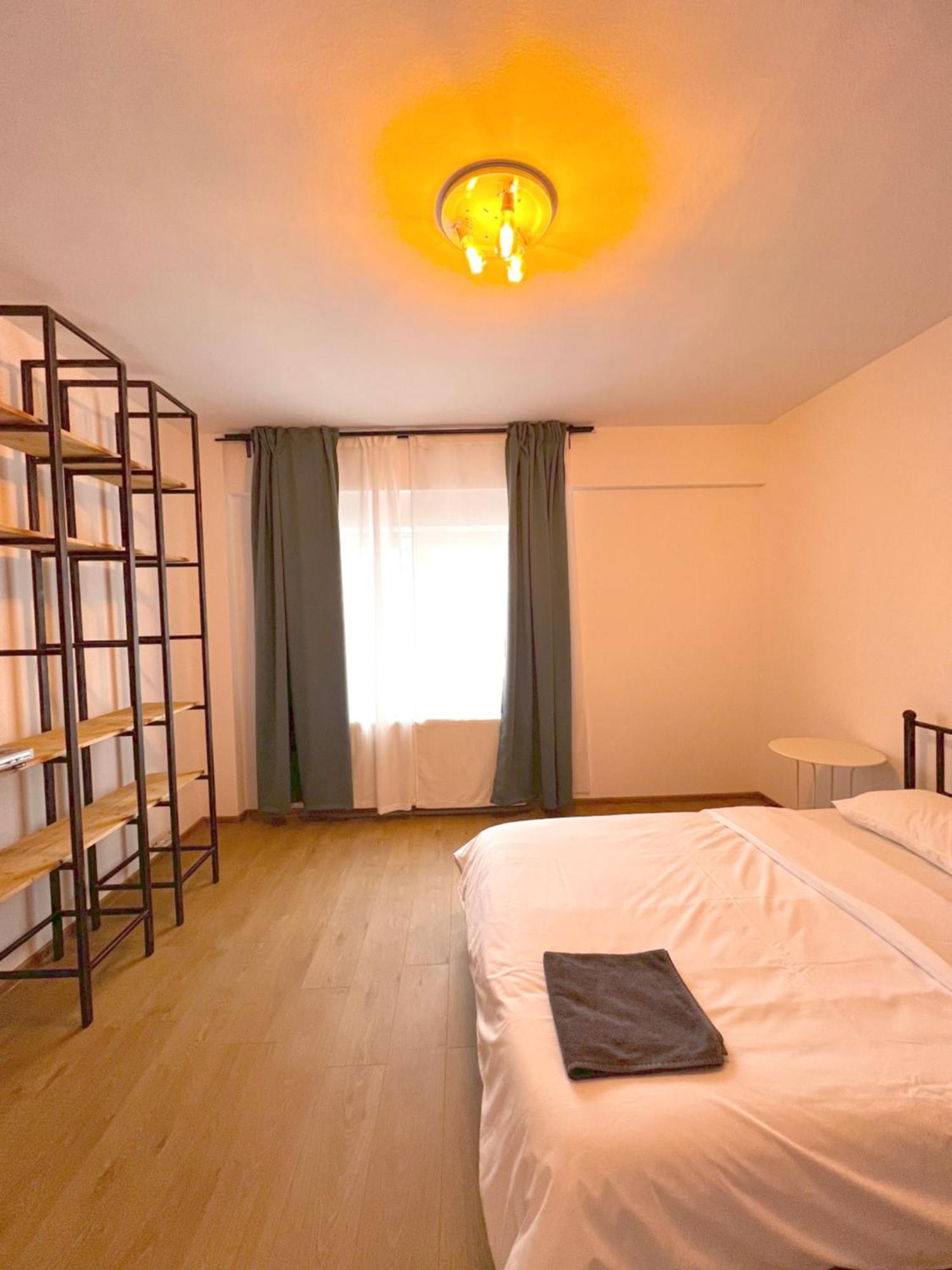 Color Apartments Old Town Center Bukareszt Zewnętrze zdjęcie