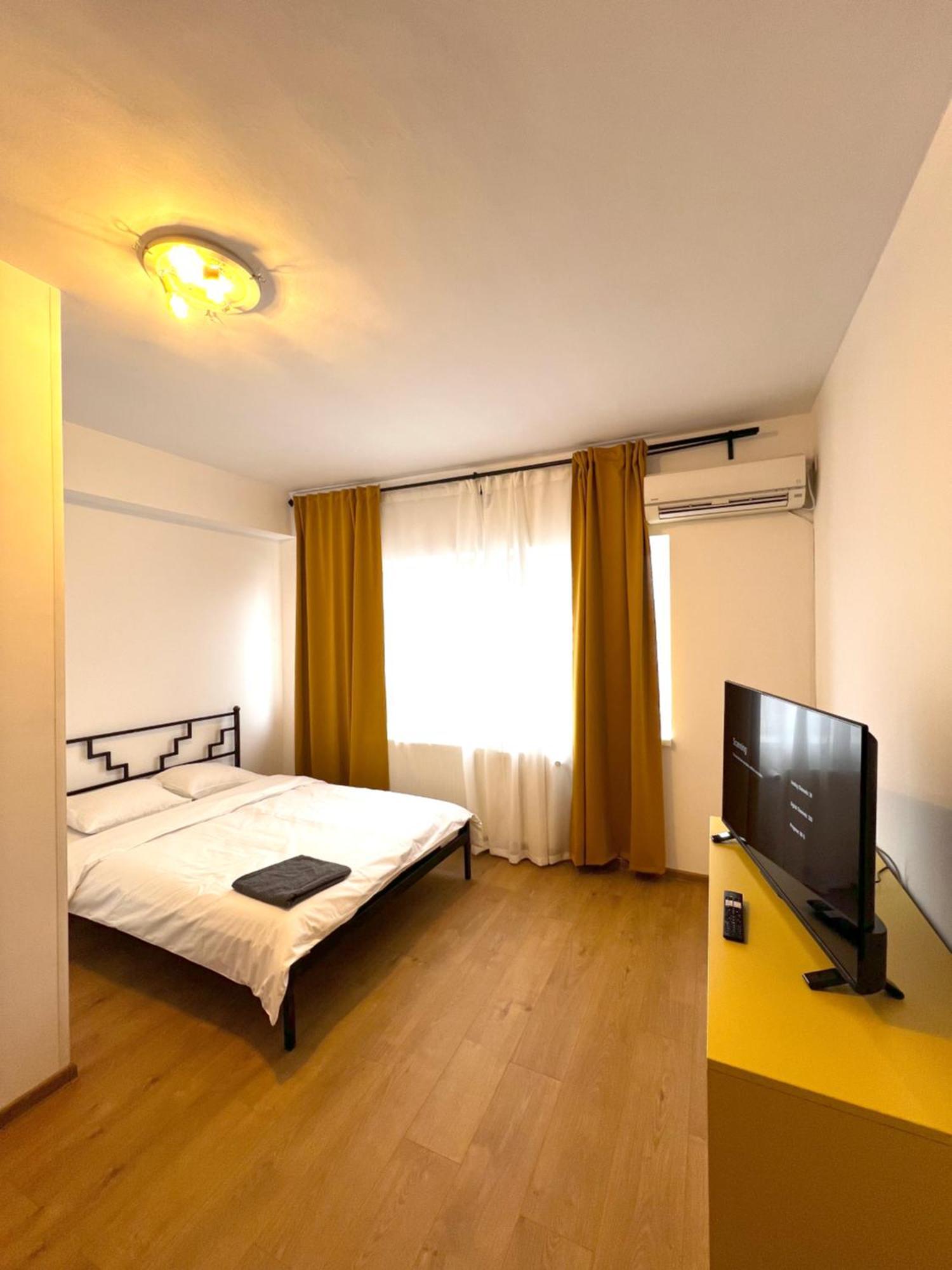 Color Apartments Old Town Center Bukareszt Zewnętrze zdjęcie